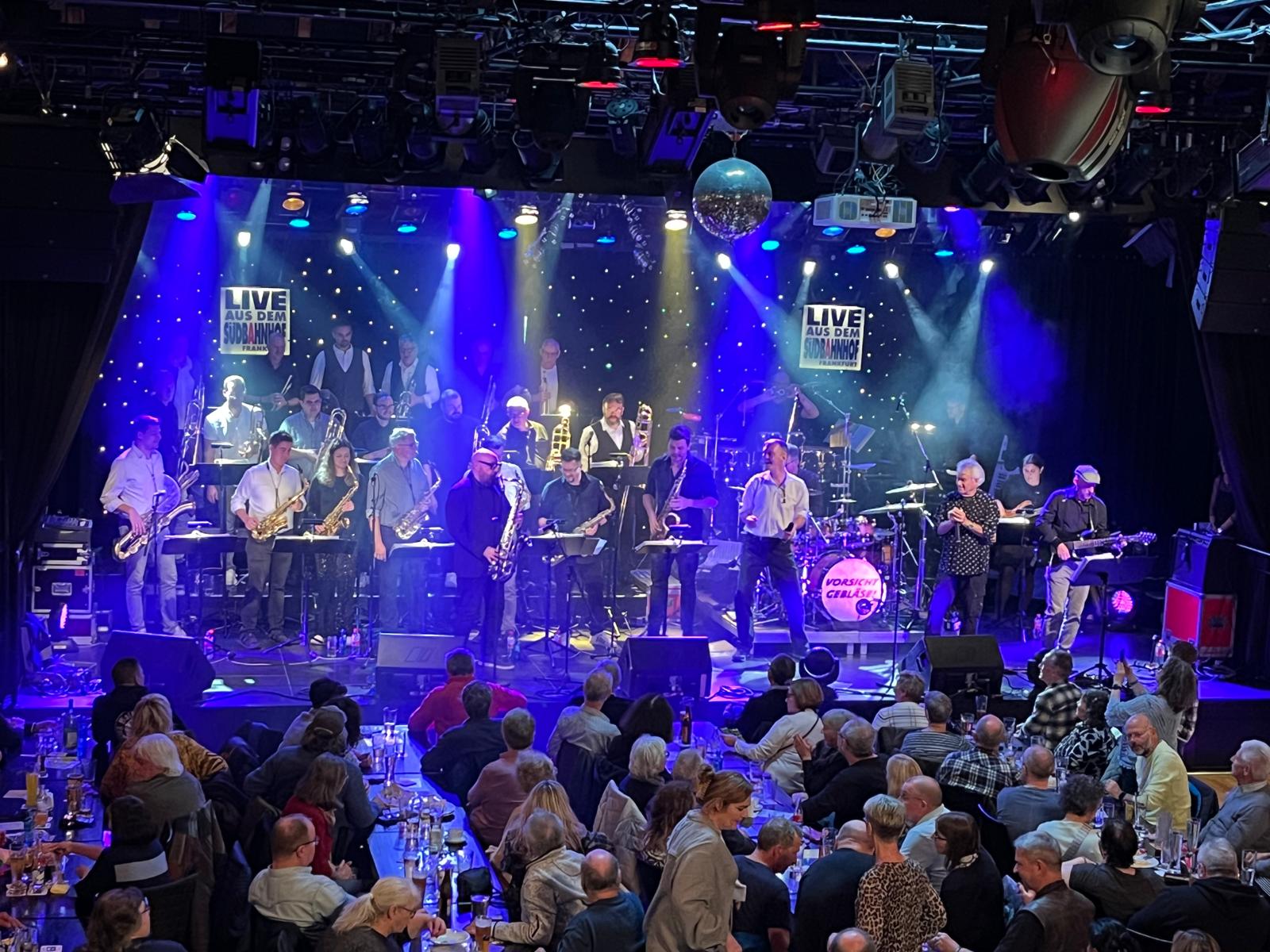 Live aus dem Südbahnhof